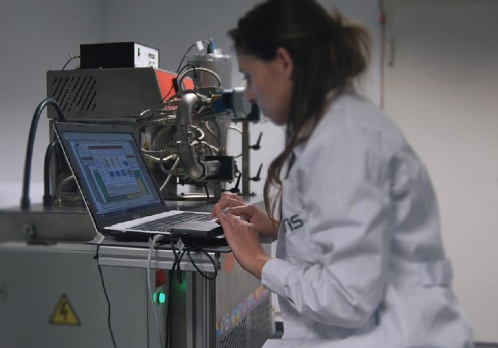 UB-Lab integrated in a prototype for chocolate fat crystallization monitoring